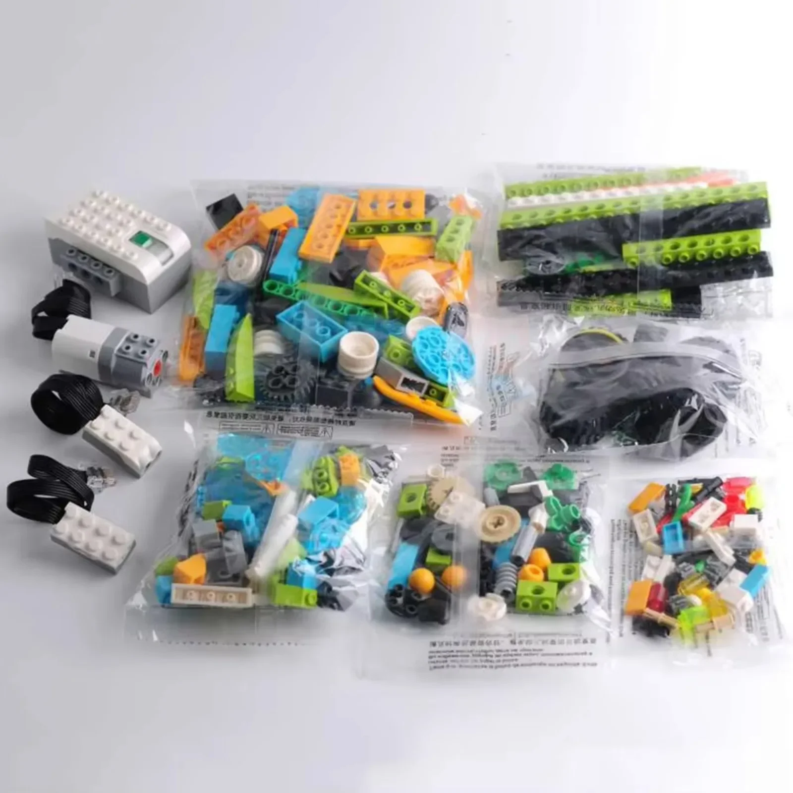 STEM We-do2.0 45300 Core Progr - огляд і ціна Diy Electronics For Home